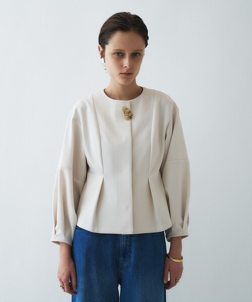 cloenc（クロエンス）の「【セットアップ／オケージョン／手洗い可】フォルムジャケット（ブルゾン・レディース・ブラック/ネイビー/オフホワイト・01/02/03）」の2枚目の写真