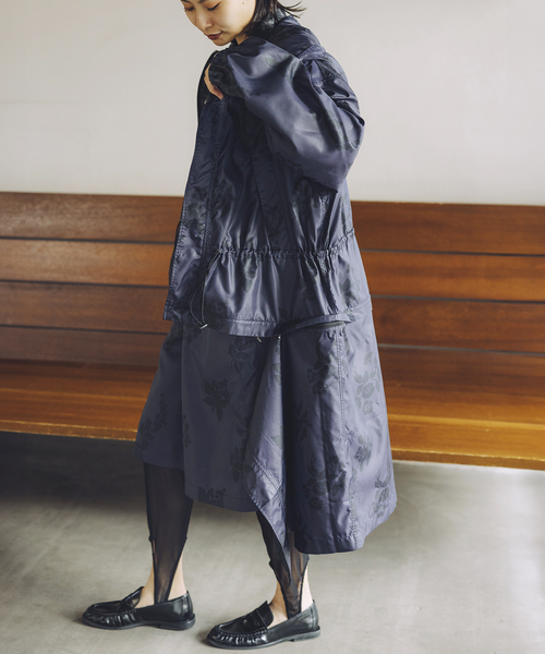 JOURNAL STANDARD（ジャーナルスタンダード）の「別注【TOLIGHT×JOURNALSTANDARD】NYプリントBZ（その他アウター・レディース・ブラック/ブラウン・FREE）」の2枚目の写真