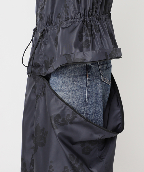 JOURNAL STANDARD（ジャーナルスタンダード）の「別注【TOLIGHT×JOURNALSTANDARD】NYプリントBZ（その他アウター・レディース・ブラック/ブラウン・FREE）」の13枚目の写真