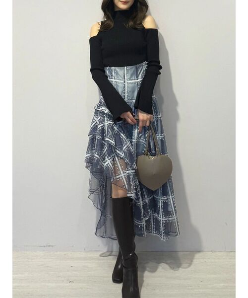 MERCURYDUO(マーキュリーデュオ)の「アシメヘムラッフルフレアスカート(スカート・レディース・ネイビー/オフホワイト・SMALL/MEDIUM)」の8枚目の写真
