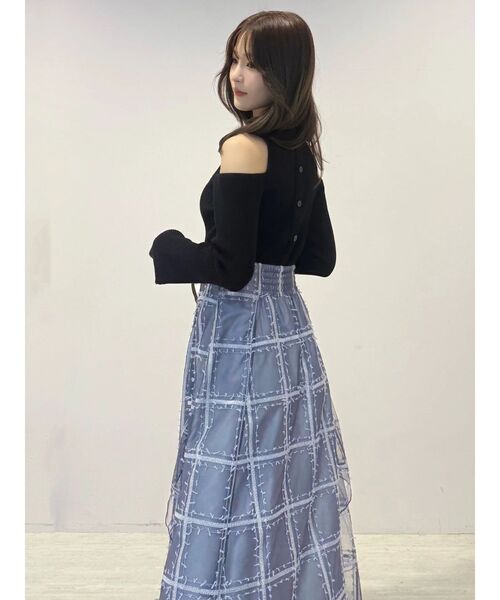 MERCURYDUO(マーキュリーデュオ)の「アシメヘムラッフルフレアスカート(スカート・レディース・ネイビー/オフホワイト・SMALL/MEDIUM)」の11枚目の写真