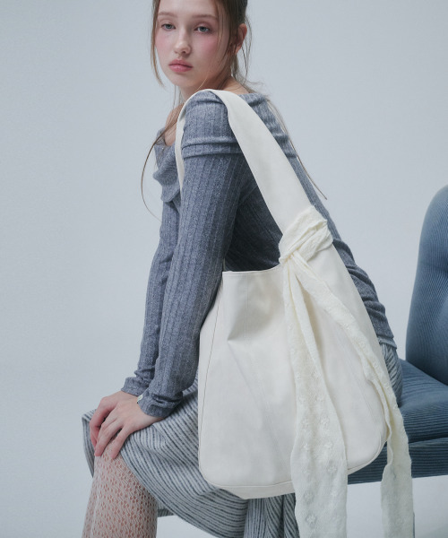 FUN FROM FUN(ファンフロムファン)の「DREAMER SHOULDER BAG,IVORY(ショルダーバッグ・レディース・その他・ONE SIZE)」の1枚目の写真