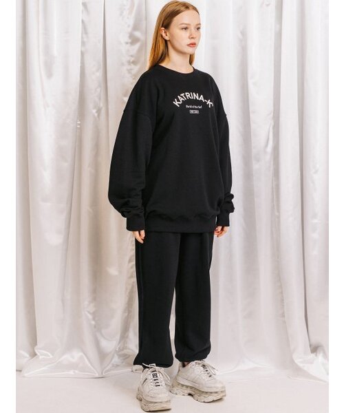 KATRINA K（カトリーナケイ）の「ユニセックススタンダード立体ロゴマンツーマンTシャツジョガーパンツセットアップセット - ブラック＆ホワイト logo（スウェット・レディース・その他・FREE）」の2枚目の写真