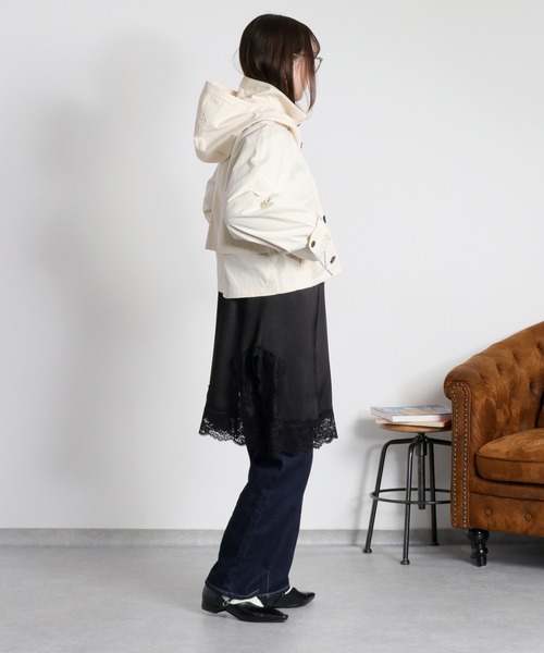 cepo（セポ）の「〈2way〉フーディーショートトレンチコート（トレンチコート・レディース・オフホワイト/ベージュ・M）」の4枚目の写真