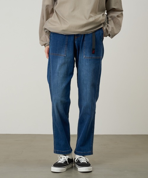 Gramicci(グラミチ)の「STRETCH DENIM LOOSE TAPERED RIDGE PANT|ストレッチデニムルーズテーパードリッジパンツ(デニムパンツ・メンズ・ワンウォッシュ/ライトインディゴブルー/ダークインディゴブルー・XXL/XS/M/XL/S/L)」の2枚目の写真
