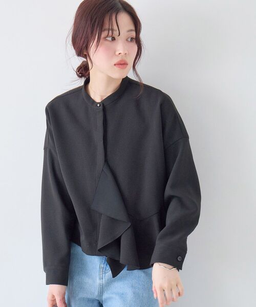 le.coeur blanc(ルクールブラン)の「《WEB限定アイテム》アシメフリルブラウスブルゾン(ブルゾン・レディース・ベージュ/ブラック・38)」の6枚目の写真