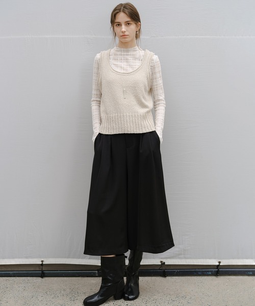 tageechita(タジチタ)の「【tageechita】クロップド ワイドキュロットパンツ(スラックス・レディース・ブラック・L/M/S)」の2枚目の写真