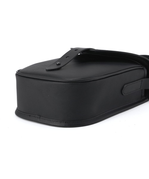 MARGARET HOWELL（マーガレットハウエル）の「SMOOTH LEATHER（ショルダーバッグ・レディース・ブラック・FREE）」の8枚目の写真