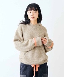 MEDE19F 配色ライン遣いのミックスニットフーディー