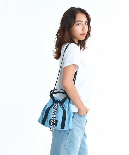 ROXY(ロキシー)の「ROXY ウィメンズ COASTY DAYS SHOULDER ショルダーバッグ 【2026年春夏モデル】/ロキシーナイロントート・ショルダーバッグ(ショルダーバッグ・レディース・ブラック/ベージュ/ミント・FREE)」の3枚目の写真