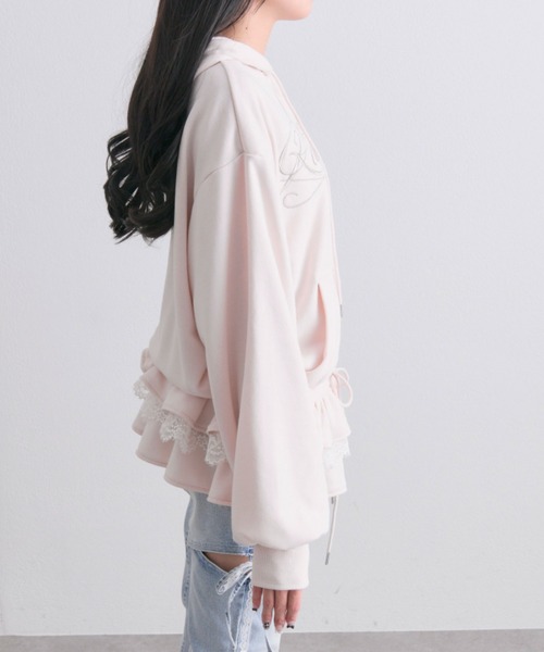 OLIVE des OLIVE（オリーブデオリーブ）の「裾フリルZIPパーカー（パーカー・レディース・ピンク/ブラック/オフホワイト/トップグレー・FREE）」の6枚目の写真