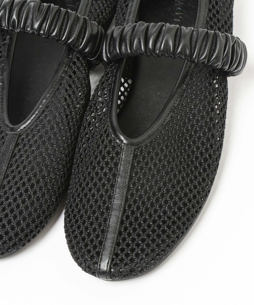 BAYFLOW(ベイフロー)の「フレフィットメッシュパンプス(パンプス・レディース・ブラック/アイボリー・LARGE/MEDIUM)」の15枚目の写真