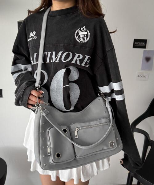 WEGO(ウィゴー)の「WEGO/【26年春新作】BIGハトメ2wayショルダー(ショルダーバッグ・レディース・ブラック系その他/ブラック/ワイン/ライトグレー/ホワイト/キャメル・FREE)」の4枚目の写真