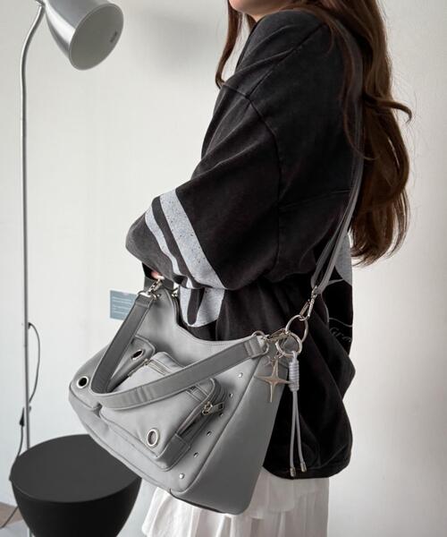 WEGO(ウィゴー)の「WEGO/【26年春新作】BIGハトメ2wayショルダー(ショルダーバッグ・レディース・ブラック系その他/ブラック/ワイン/ライトグレー/ホワイト/キャメル・FREE)」の22枚目の写真