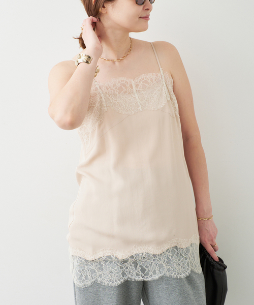 Deuxieme Classe（ドゥーズィエムクラス）の「Lace Trimmed キャミソール 2（シャツ/ブラウス・レディース・ベージュ・FREE）」の12枚目の写真