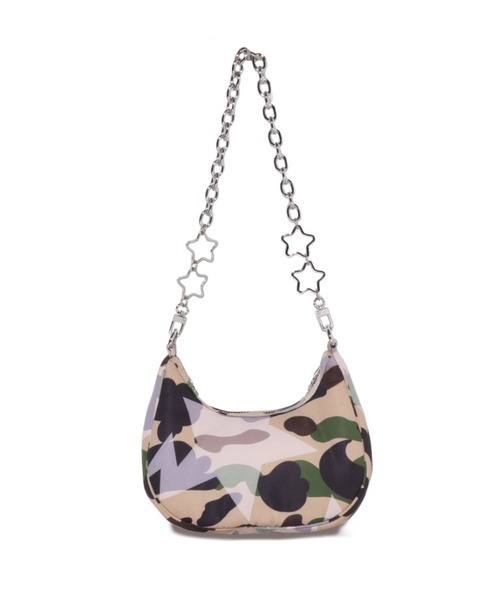 A BATHING APE（アベイシングエイプ）の「STA OVER PRINT 1ST CAMO QUILTING MOON SHAPE BAG（ショルダーバッグ・レディース・グリーン/イエロー・FREE）」の3枚目の写真