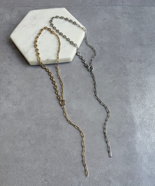 DouDou（ドゥドゥ）の「ミドルミックスチェーンマンテルネックレス（ネックレス・レディース・ゴールド/シルバー・FREE）」の5枚目の写真