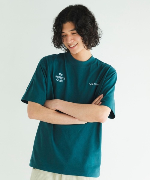 NEW BALANCE(ニューバランス)の「Linear Logo T-Shirt(Tシャツ/カットソー・レディース・スミクロ/ダークグリーン/ホワイト・XX-LARGE/X-LARGE/MEDIUM/SMALL/LARGE)」の3枚目の写真