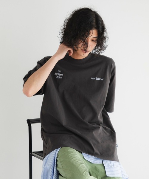 NEW BALANCE(ニューバランス)の「Linear Logo T-Shirt(Tシャツ/カットソー・レディース・スミクロ/ダークグリーン/ホワイト・XX-LARGE/X-LARGE/MEDIUM/SMALL/LARGE)」の18枚目の写真