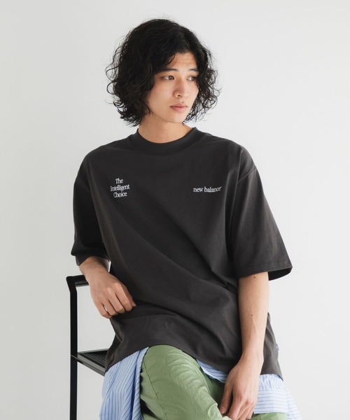 NEW BALANCE(ニューバランス)の「Linear Logo T-Shirt(Tシャツ/カットソー・レディース・スミクロ/ダークグリーン/ホワイト・XX-LARGE/X-LARGE/MEDIUM/SMALL/LARGE)」の19枚目の写真