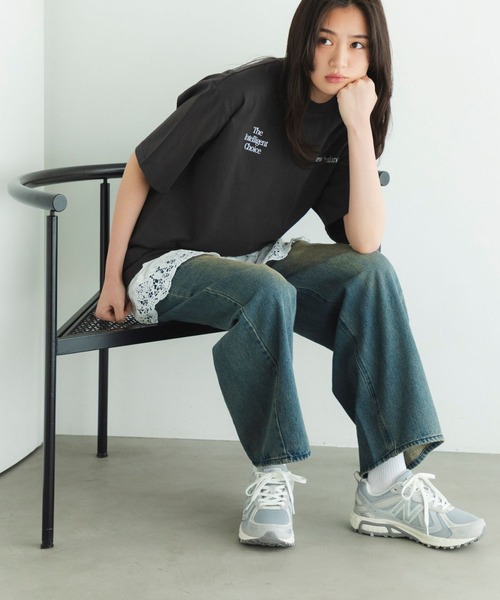 NEW BALANCE(ニューバランス)の「Linear Logo T-Shirt(Tシャツ/カットソー・レディース・スミクロ/ダークグリーン/ホワイト・XX-LARGE/X-LARGE/MEDIUM/SMALL/LARGE)」の17枚目の写真