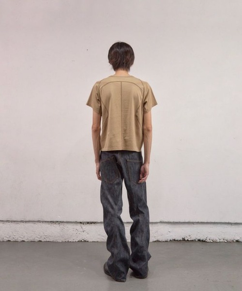 NVRFRGT(ネヴァーフォーゲット)の「Panelled Half Sleeve T-Shirt(Tシャツ/カットソー・メンズ・ブルー/ベージュ・1/3/2)」の8枚目の写真