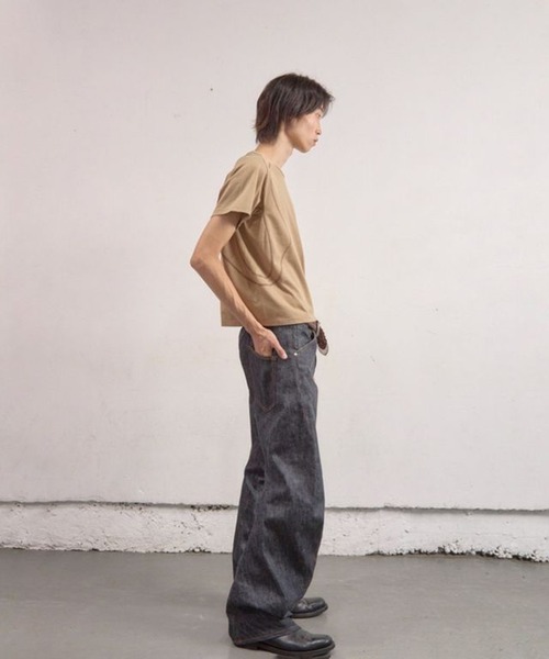 NVRFRGT(ネヴァーフォーゲット)の「Panelled Half Sleeve T-Shirt(Tシャツ/カットソー・メンズ・ブルー/ベージュ・1/3/2)」の9枚目の写真