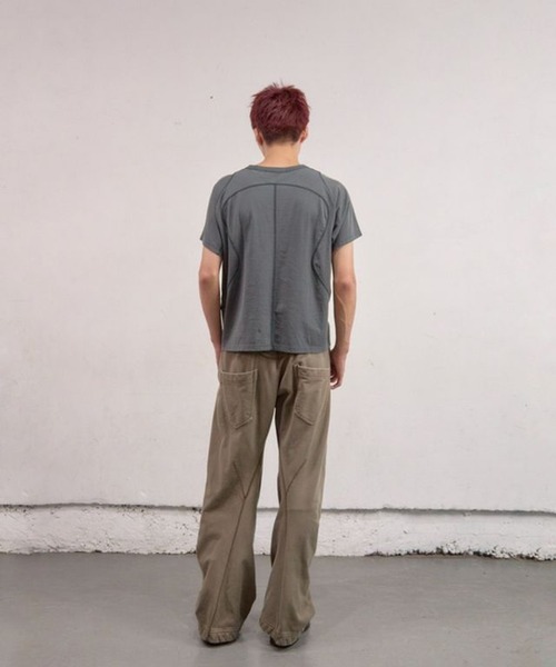 NVRFRGT(ネヴァーフォーゲット)の「Panelled Half Sleeve T-Shirt(Tシャツ/カットソー・メンズ・ブルー/ベージュ・1/3/2)」の11枚目の写真