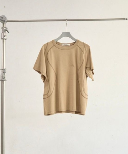 NVRFRGT(ネヴァーフォーゲット)の「Panelled Half Sleeve T-Shirt(Tシャツ/カットソー・メンズ・ブルー/ベージュ・1/3/2)」の13枚目の写真
