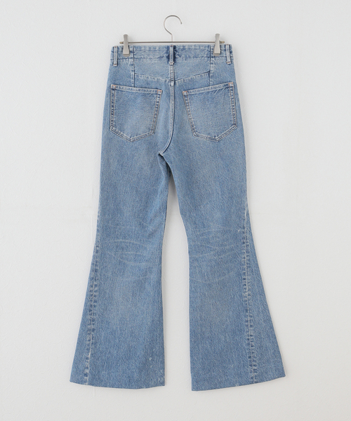 TANAKA（タナカ）の「【TANAKA/タナカ】 FLARE JEAN TROUSERS（デニムパンツ・レディース・ブルー・28/27/26）」の2枚目の写真