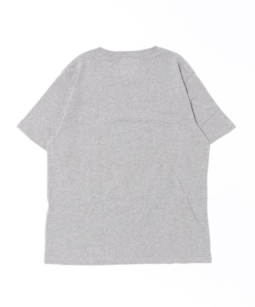 FRUIT OF THE LOOM(フルーツオブザルーム)の「【FRUIT OF THE LOOM】2パック ベーシック天竺Tシャツ(Tシャツ/カットソー・メンズ・ホワイト/ブラック/グレー・M/L/XL)」の4枚目の写真