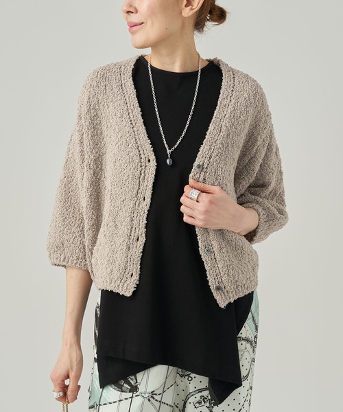 VERMEIL par iena（ヴェルメイユパーイエナ）の「DRY EARTH Vネックカーディガン（カーディガン/ボレロ・レディース・ホワイト/モカ・FREE）」の16枚目の写真