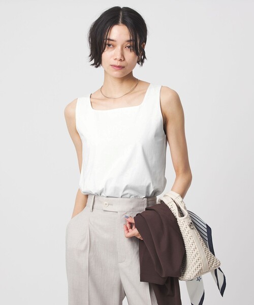 green label relaxing(グリーンレーベルリラクシング)の「2WAY タンクトップ(Tシャツ/カットソー・レディース・ダークブラウン/ホワイト/ナチュラル/モカ・FREE)」の9枚目の写真