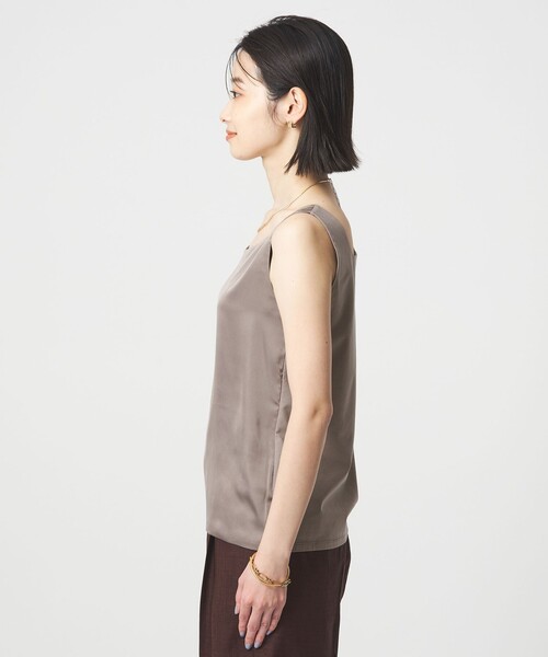 green label relaxing(グリーンレーベルリラクシング)の「2WAY タンクトップ(Tシャツ/カットソー・レディース・ダークブラウン/ホワイト/ナチュラル/モカ・FREE)」の22枚目の写真