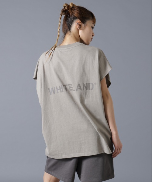WHITELAND(ホワイトランド)の「【WEB&DEPOT限定】WHITELAND/ホワイトランド/LOGO NOSLEEVE(Tシャツ/カットソー・レディース・ベージュ/グレー/ブラック・L/M/S)」の3枚目の写真