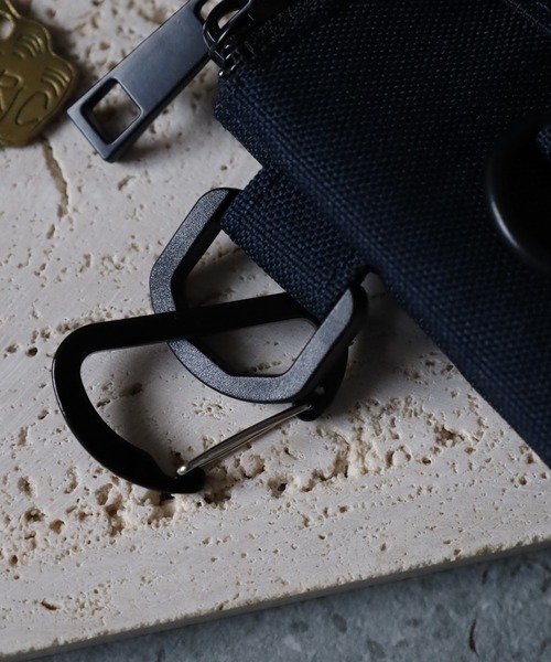 FUNALIVE（ファンアライブ）の「SNOOPY スヌーピー パスケース ポーチ カラビナ（パスケース・レディース・ネイビー/ベージュ・FREE）」の6枚目の写真