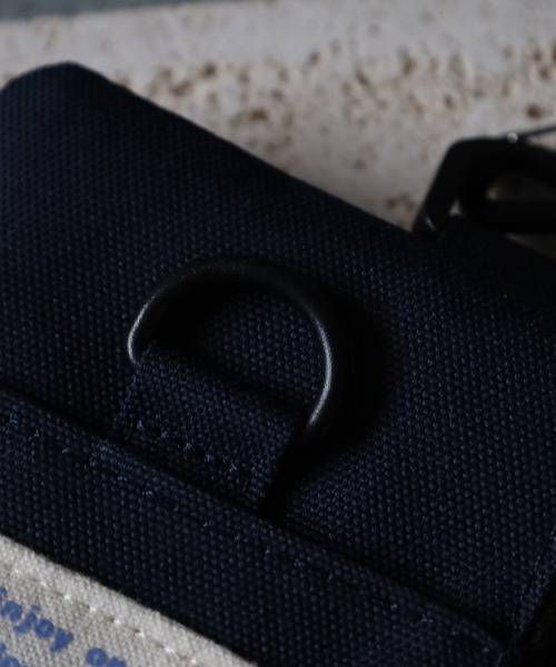 FUNALIVE（ファンアライブ）の「SNOOPY スヌーピー パスケース ポーチ カラビナ（パスケース・レディース・ネイビー/ベージュ・FREE）」の7枚目の写真