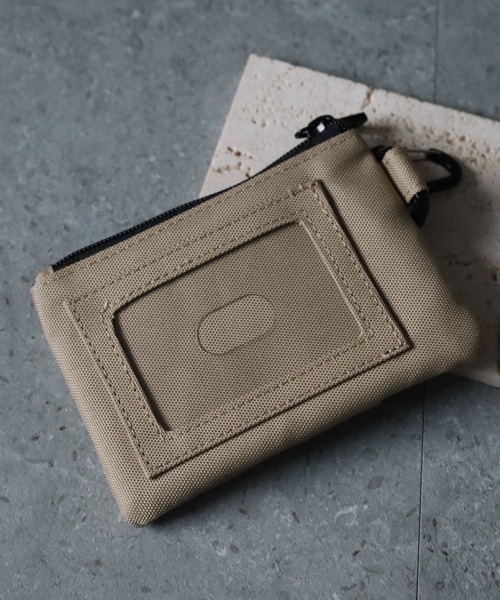 FUNALIVE（ファンアライブ）の「SNOOPY スヌーピー パスケース ポーチ カラビナ（パスケース・レディース・ネイビー/ベージュ・FREE）」の4枚目の写真