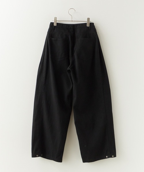 Chick（チック）の「Basic 5-Pocket Wide-Leg Denim Pants / ベーシック 5ポケット ワイドデニムパンツ 2026年春夏（デニムパンツ・レディース・ホワイト/ブラック/ベージュ・S/M）」の5枚目の写真