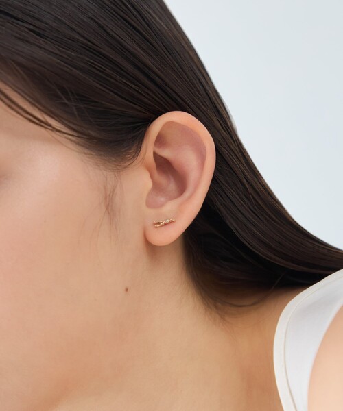 ete（エテ）の「[ゾディアック] K10YG ダイヤモンド ピアス /おうし座（ピアス（片耳用）・レディース・イエローゴールド・FREE）」の5枚目の写真