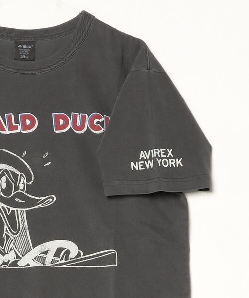 AVIREX(アヴィレックス)の「《Disney Collection》PRINT T-SHIRT / DONALD DUCK / AVIREX / アヴィレックス(Tシャツ/カットソー・メンズ・チャコール/キナリ・MEDIUM/LARGE/X-LARGE/XX-LARGE)」の22枚目の写真