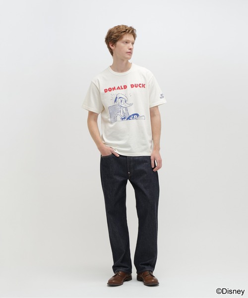 AVIREX(アヴィレックス)の「《Disney Collection》PRINT T-SHIRT / DONALD DUCK / AVIREX / アヴィレックス(Tシャツ/カットソー・メンズ・チャコール/キナリ・MEDIUM/LARGE/X-LARGE/XX-LARGE)」の5枚目の写真