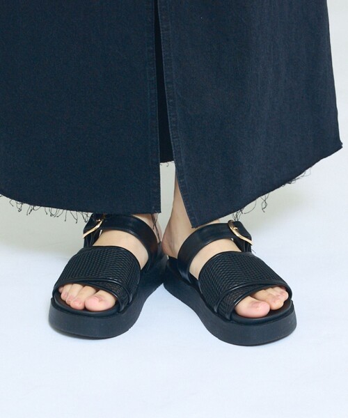 Au BANNISTER（オゥバニスター）の「【販売店舗限定】ワイドベルトサンダル（サンダル・レディース・ブラック/ブルー/アイボリー・S/M/L）」の19枚目の写真