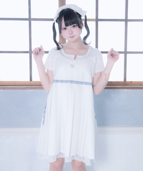 Whinny(ホワイニー)の「Whinny/《セットアップ可能♪》優等生きゃぴきゃぴワンピ(ワンピース・レディース・ホワイト/グレー/ブラック・FREE)」の2枚目の写真