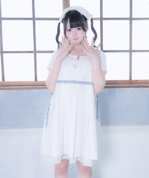 Whinny(ホワイニー)の「Whinny/《セットアップ可能♪》優等生きゃぴきゃぴワンピ(ワンピース・レディース・ホワイト/グレー/ブラック・FREE)」の6枚目の写真
