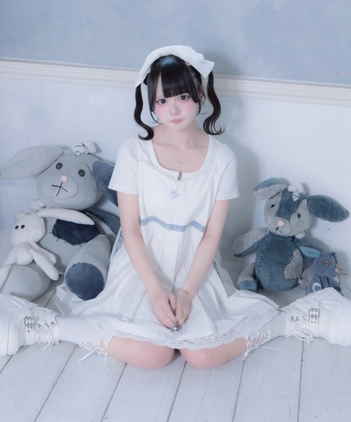 Whinny(ホワイニー)の「Whinny/《セットアップ可能♪》優等生きゃぴきゃぴワンピ(ワンピース・レディース・ホワイト/グレー/ブラック・FREE)」の14枚目の写真
