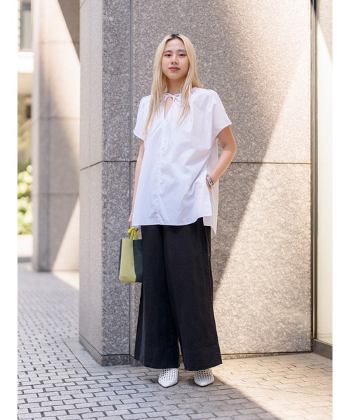 Banana Republic(バナナリパブリック)の「コットン ポプリン スプリットネック チュニック(シャツ/ブラウス・レディース・ホワイト/ブラック・XS/S/M/L)」の4枚目の写真