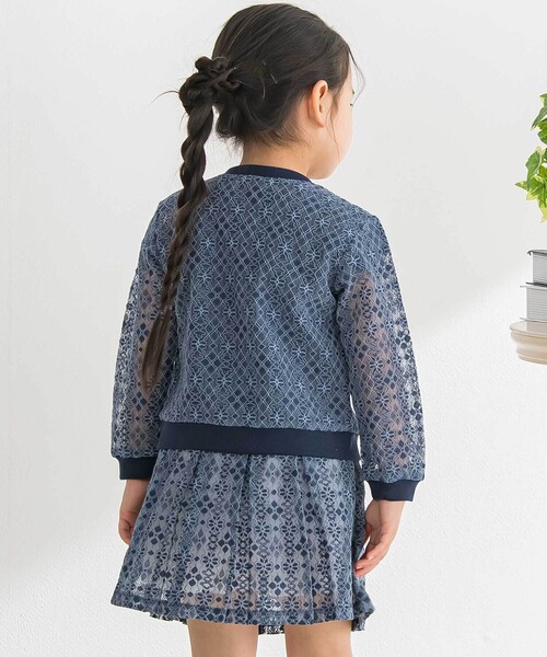 BeBe Petits Pois Vert(ベベプチポワヴェール)の「【お揃い】レースカーディガン(95~160cm)(カーディガン/ボレロ・キッズ・ネイビー/ホワイト・110cm/140cm/120cm/130cm/150cm/160cm)」の10枚目の写真
