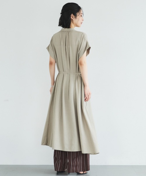 Doux archives（ドゥアルシーヴ）の「ウォッシャブルリネンライクバンドカラーシャツワンピーズ（ワンピース・レディース・ベージュ/ブラック/ブラウン・FREE）」の17枚目の写真