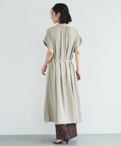 Doux archives（ドゥアルシーヴ）の「ウォッシャブルリネンライクバンドカラーシャツワンピーズ（ワンピース・レディース・ベージュ/ブラック/ブラウン・FREE）」の18枚目の写真